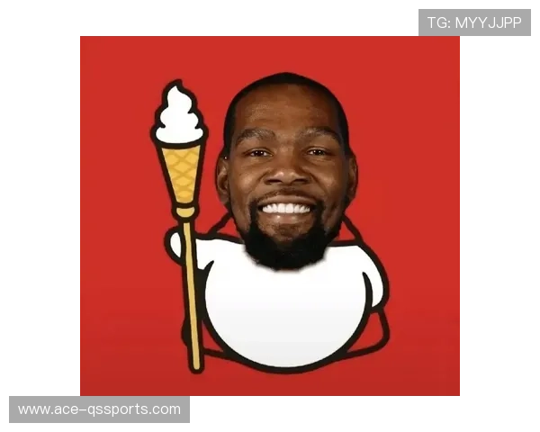 足球巨星爱心头像：展现球员温暖一面的独特创意设计